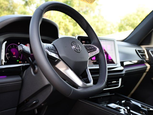 2026 Volkswagen Atlas Cross Sport SEL Premium R-LINE - Photo 11
