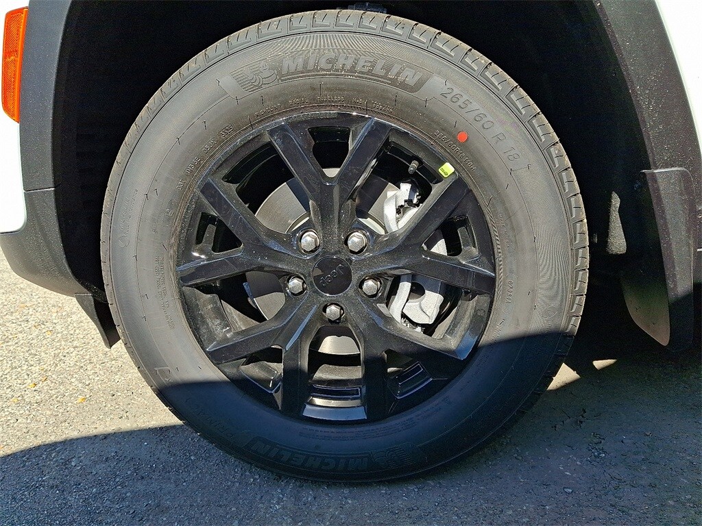 New 2025 Jeep Grand Cherokee SUV