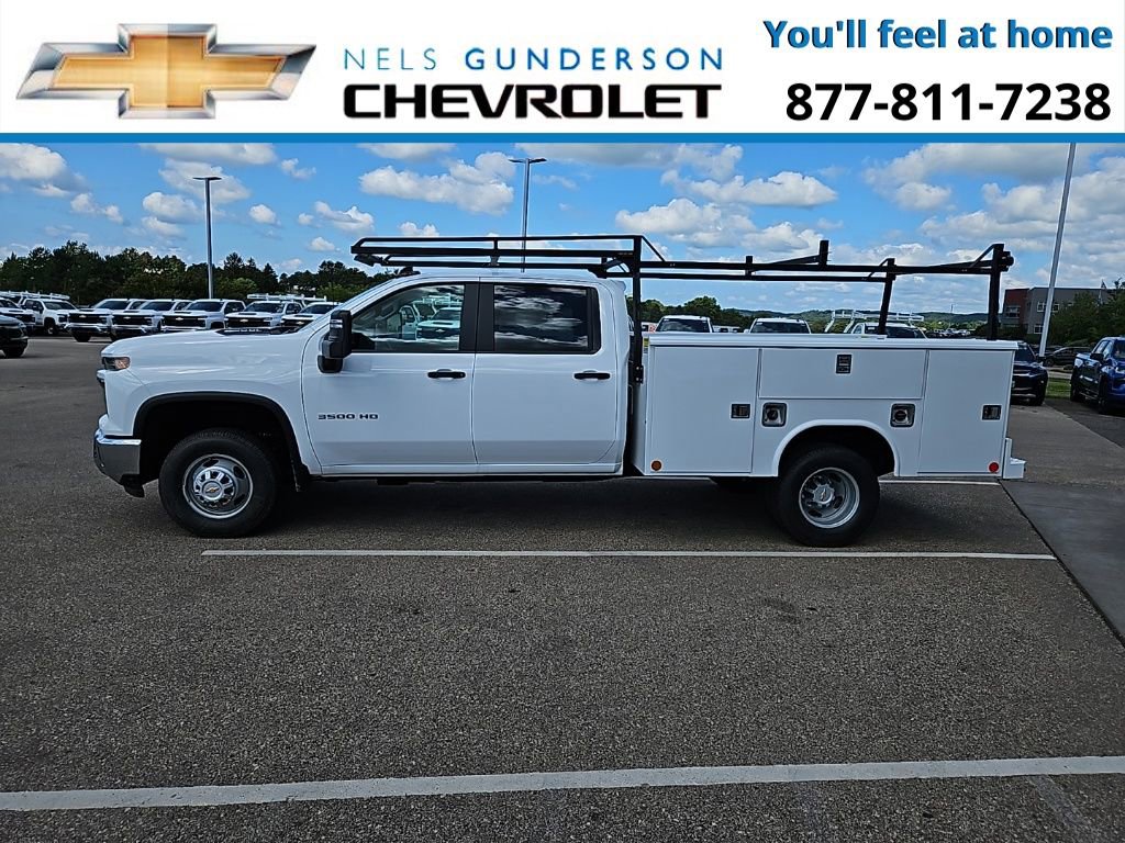 2024 Chevrolet Silverado 3500HD Work Truck photo 4