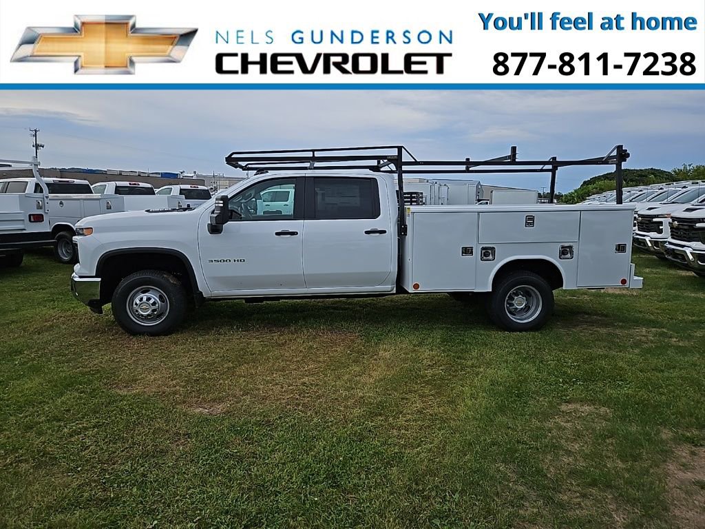 2024 Chevrolet Silverado 3500HD Work Truck photo 3