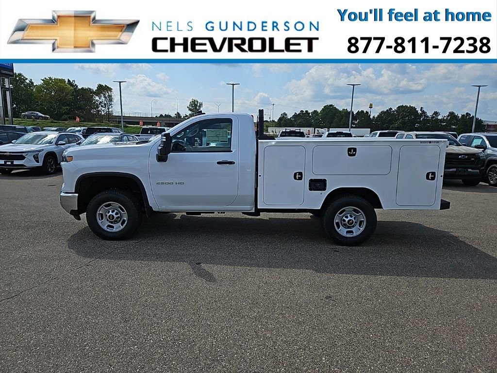 2024 Chevrolet Silverado 2500HD photo 3