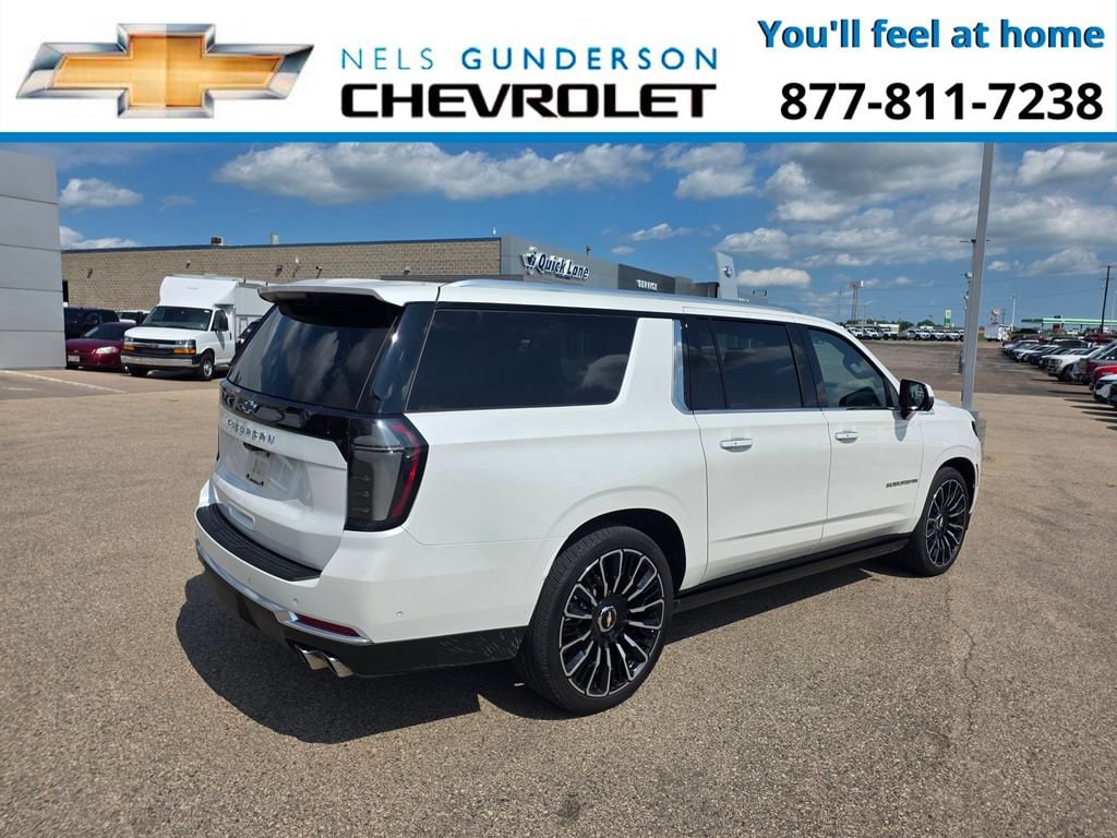 2025 Chevrolet Suburban High Country - Photo 6