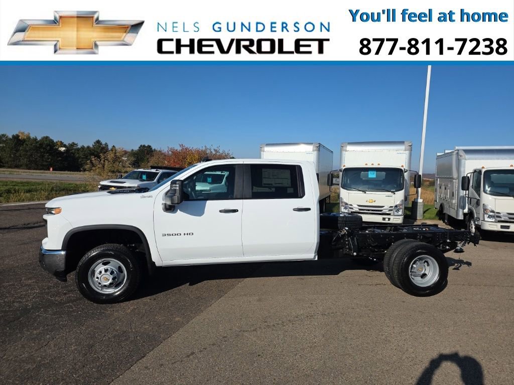 2026 Chevrolet Silverado 3500HD Work Truck photo 3