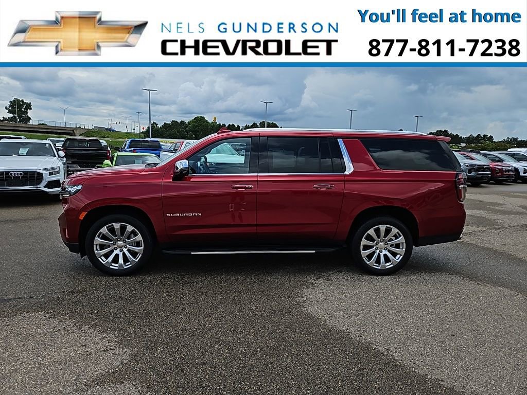 2021 Chevrolet Suburban Premier photo 4