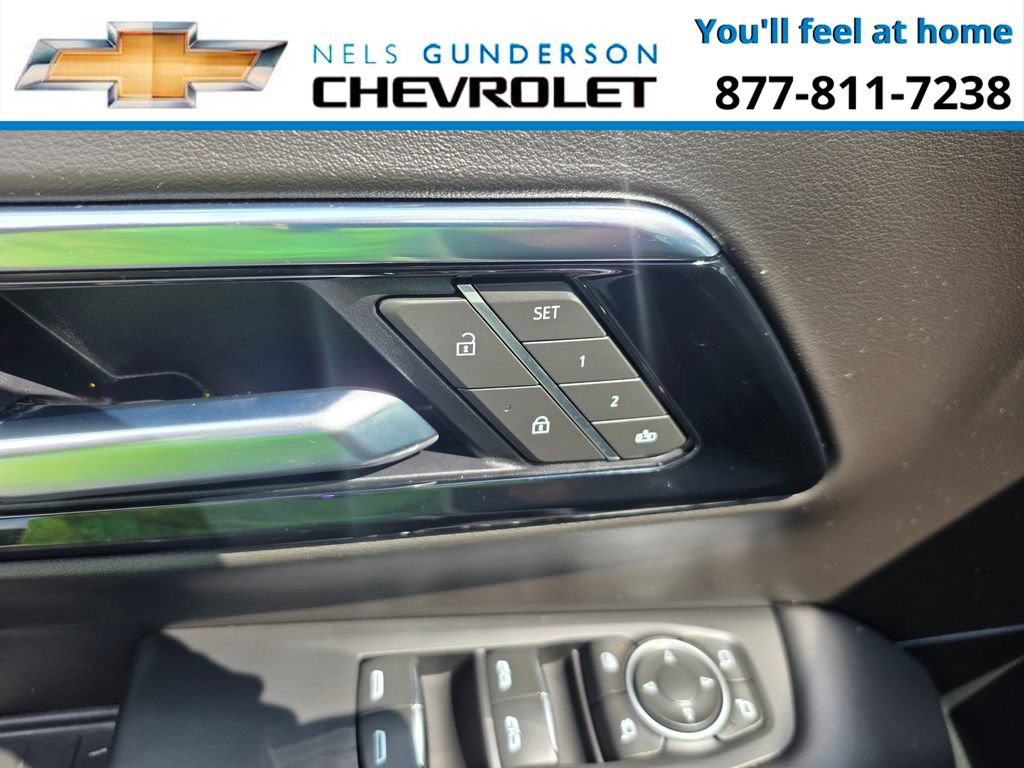 2025 Chevrolet Suburban High Country - Photo 20