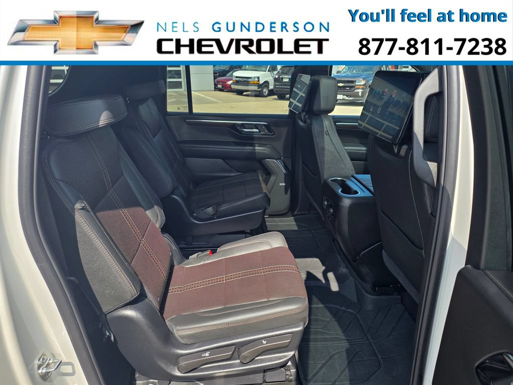 2025 Chevrolet Suburban High Country - Photo 11
