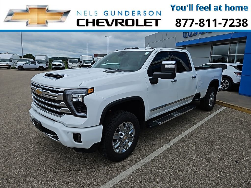 2024 Chevrolet Silverado 3500HD High Country photo 3