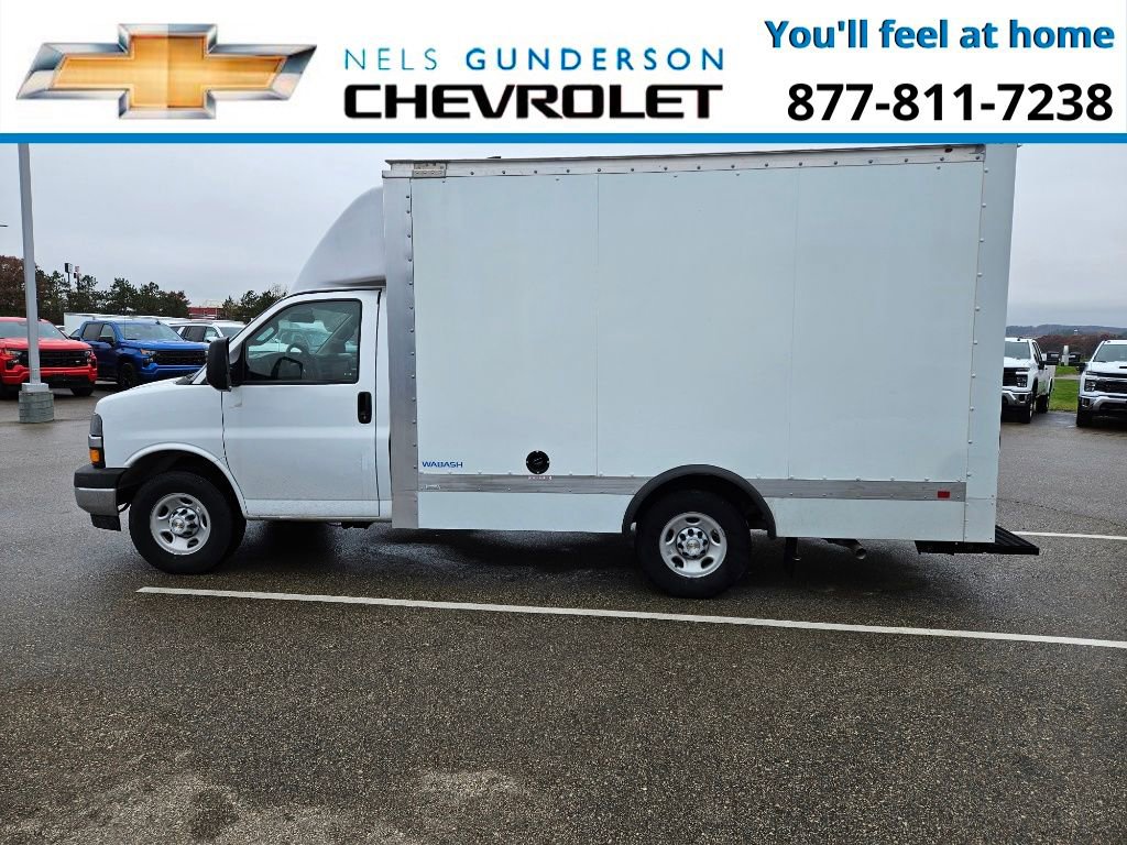 2023 Chevrolet Express 3500 Cutaway Van photo 2