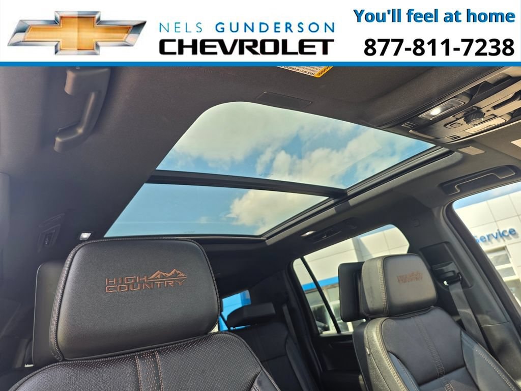 2025 Chevrolet Suburban High Country - Photo 17