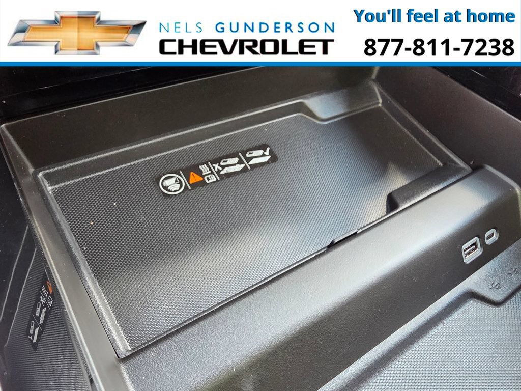 2025 Chevrolet Suburban High Country - Photo 29