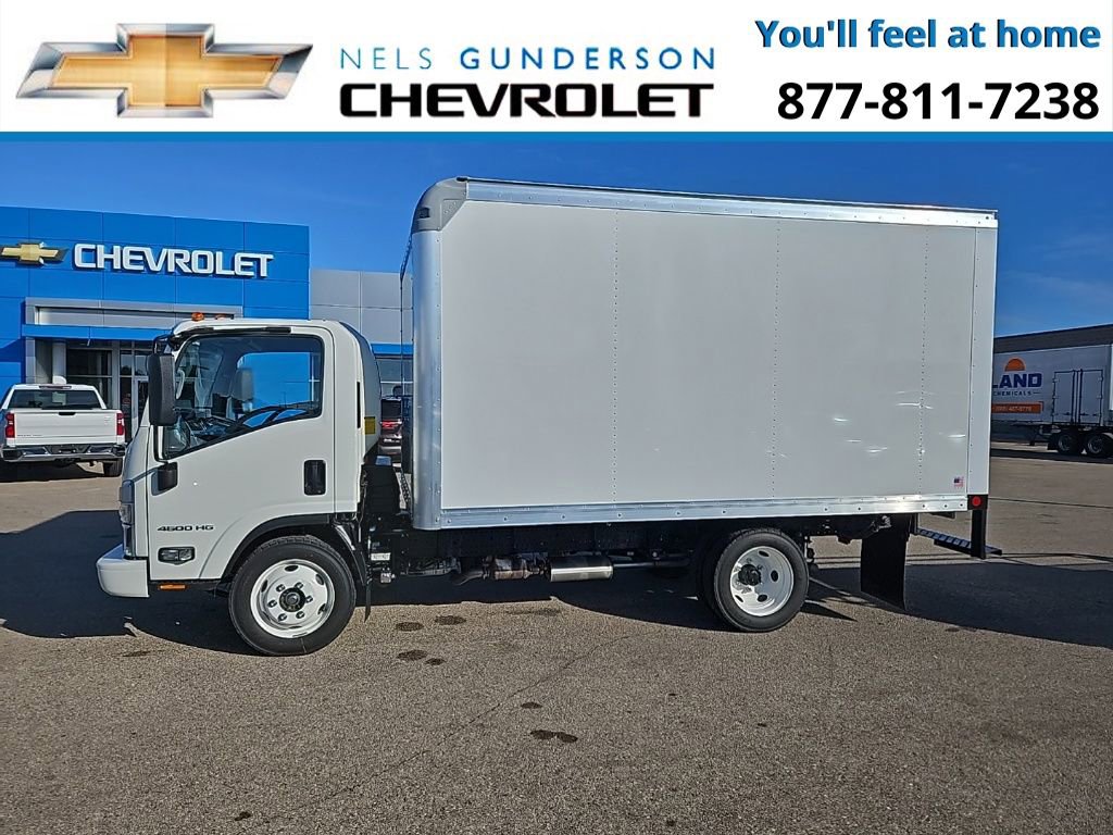 2025 Chevrolet Silverado 4500HD Base photo 2