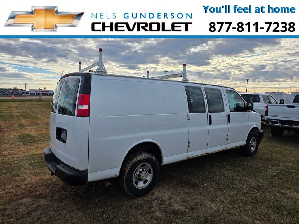 2017 Chevrolet Express Cargo Work Van - Photo 6