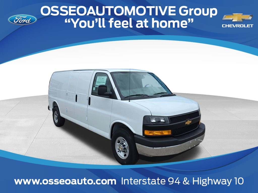 2026 Chevrolet Express 3500 Extended Work Van's photo