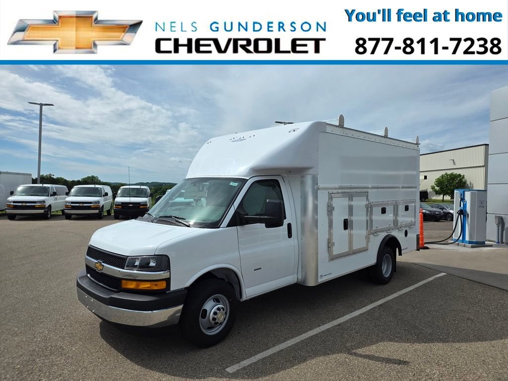 New 2026 Chevrolet Express Cutaway 3500 1WT Cutaway Van