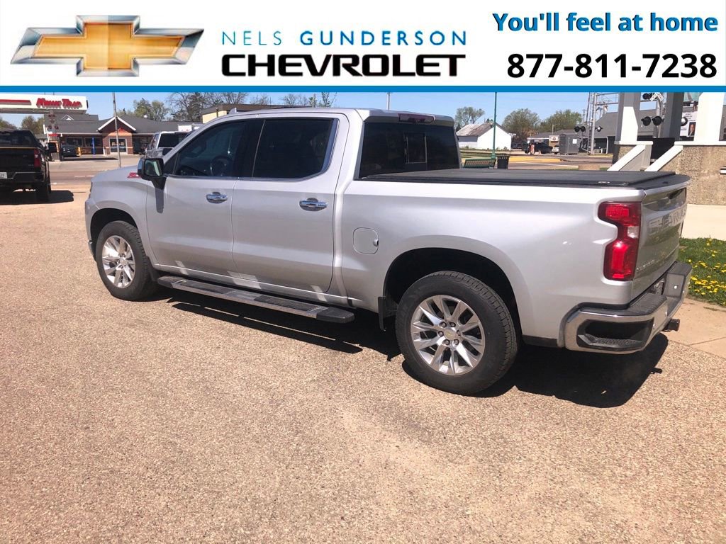 2020 Chevrolet Silverado 1500 LTZ photo 2