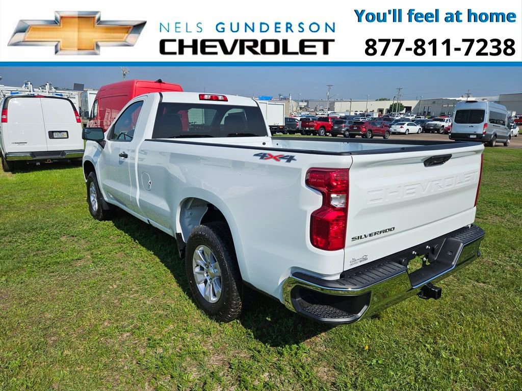 2025 Chevrolet Silverado 1500 photo 3