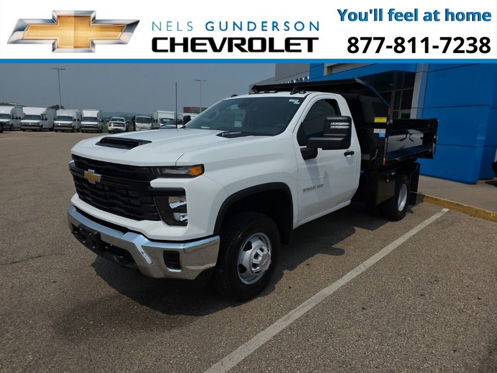 2025 Chevrolet Silverado 3500HD Work Truck photo 2