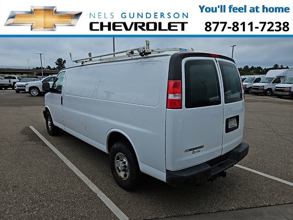 2017 Chevrolet Express Cargo 3500 Base Van photo 2