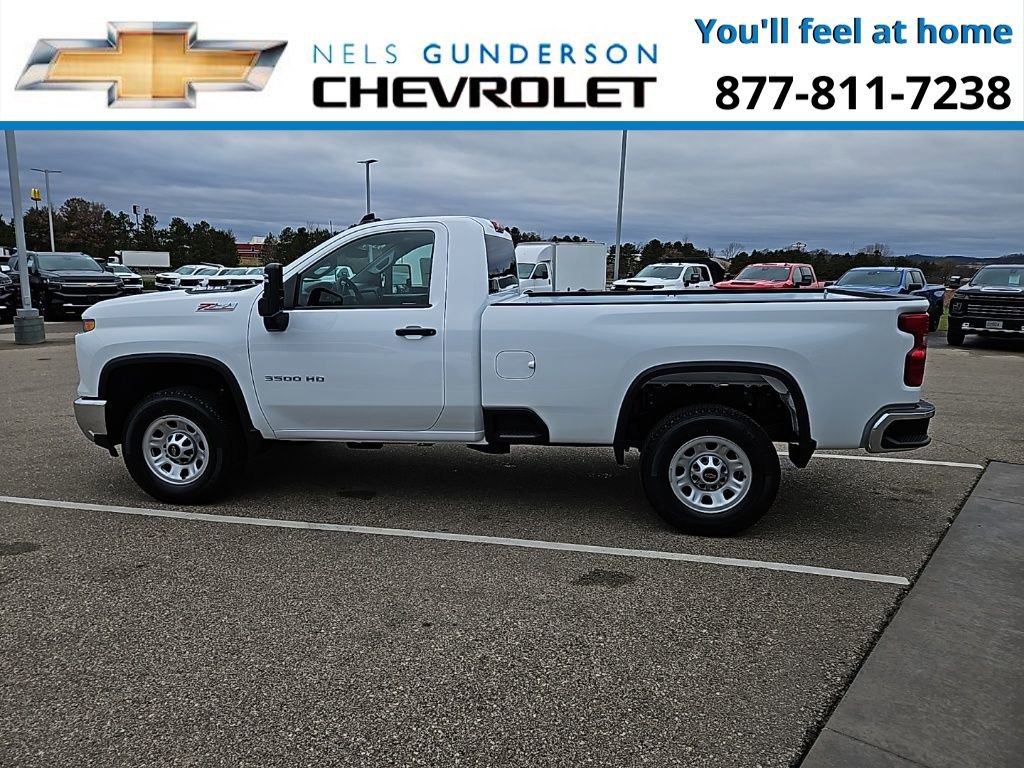 2025 Chevrolet Silverado 3500HD photo 3