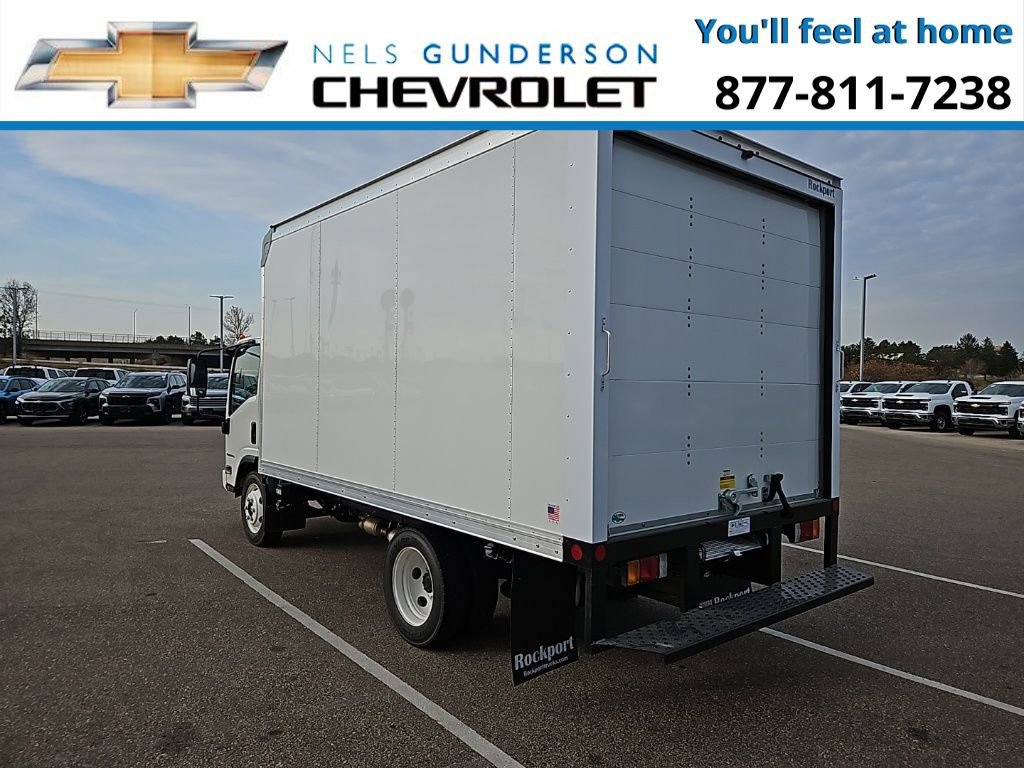 2025 Chevrolet Silverado 4500HD Base photo 4