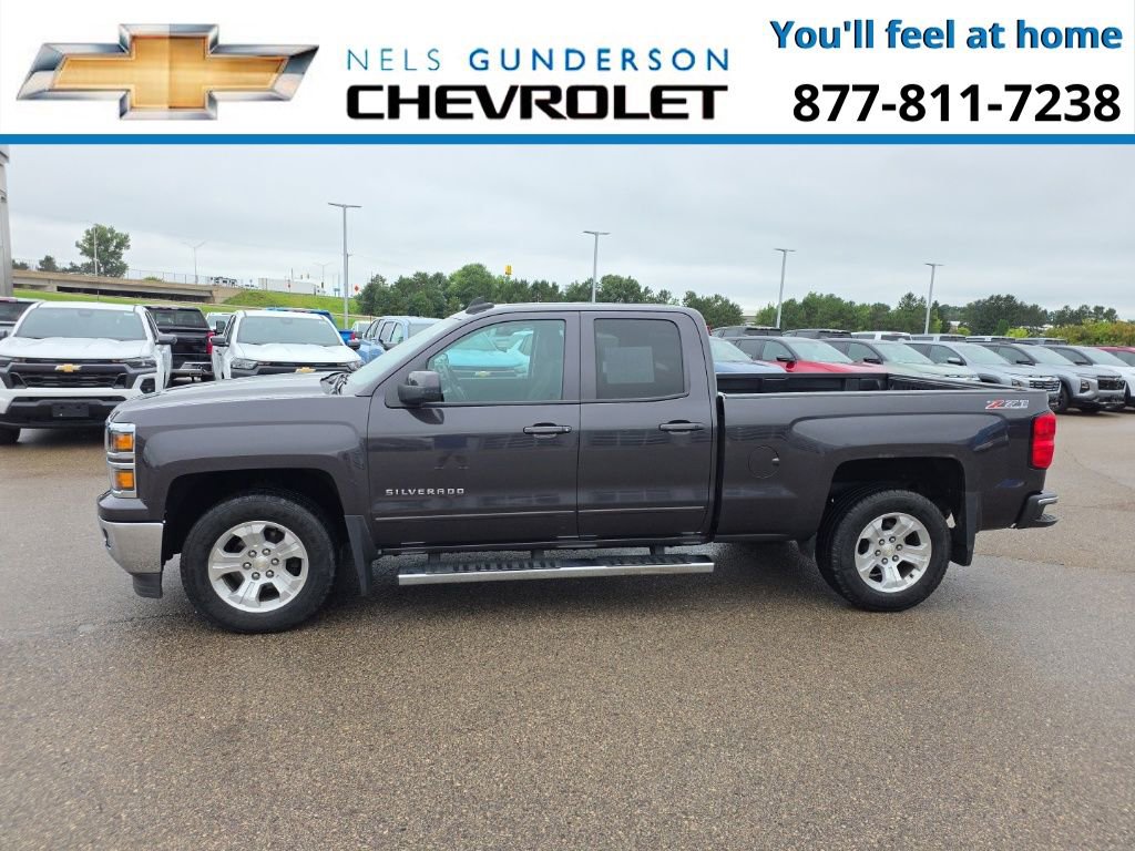 2015 Chevrolet Silverado 1500 LT photo 3
