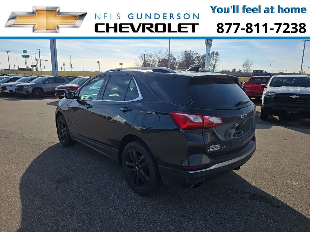 2020 Chevrolet Equinox LT photo 2