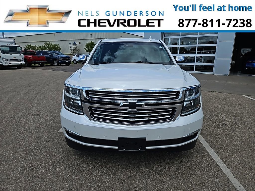 2018 Chevrolet Suburban Premier photo 2
