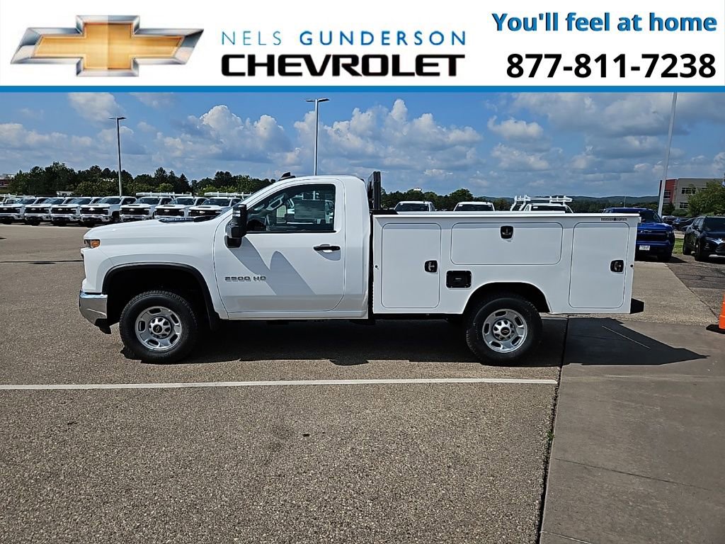 2024 Chevrolet Silverado 2500HD photo 3