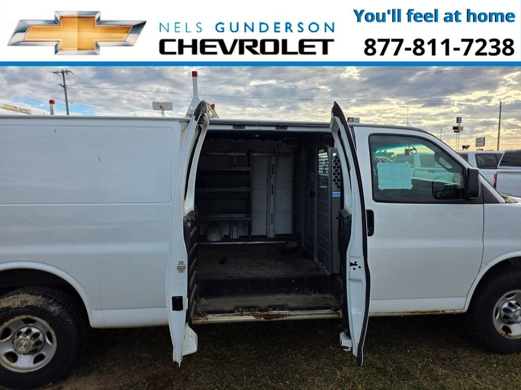 2017 Chevrolet Express Cargo Work Van - Photo 8