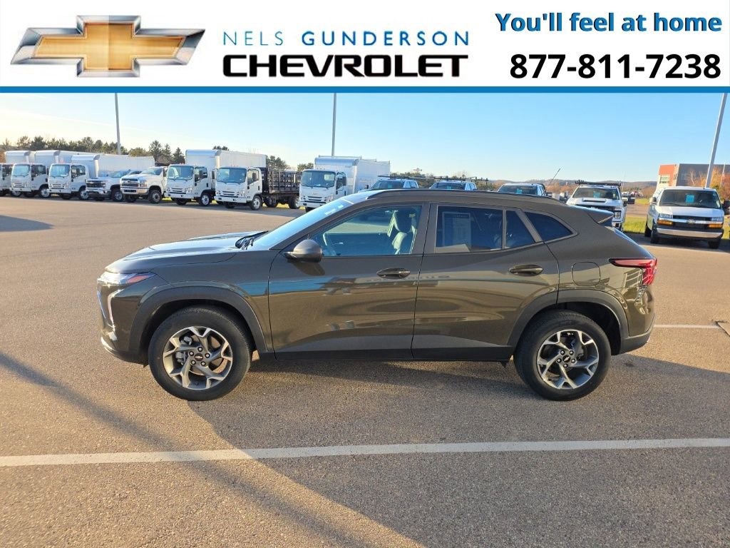 Used 2024 Chevrolet Trax LT SUV