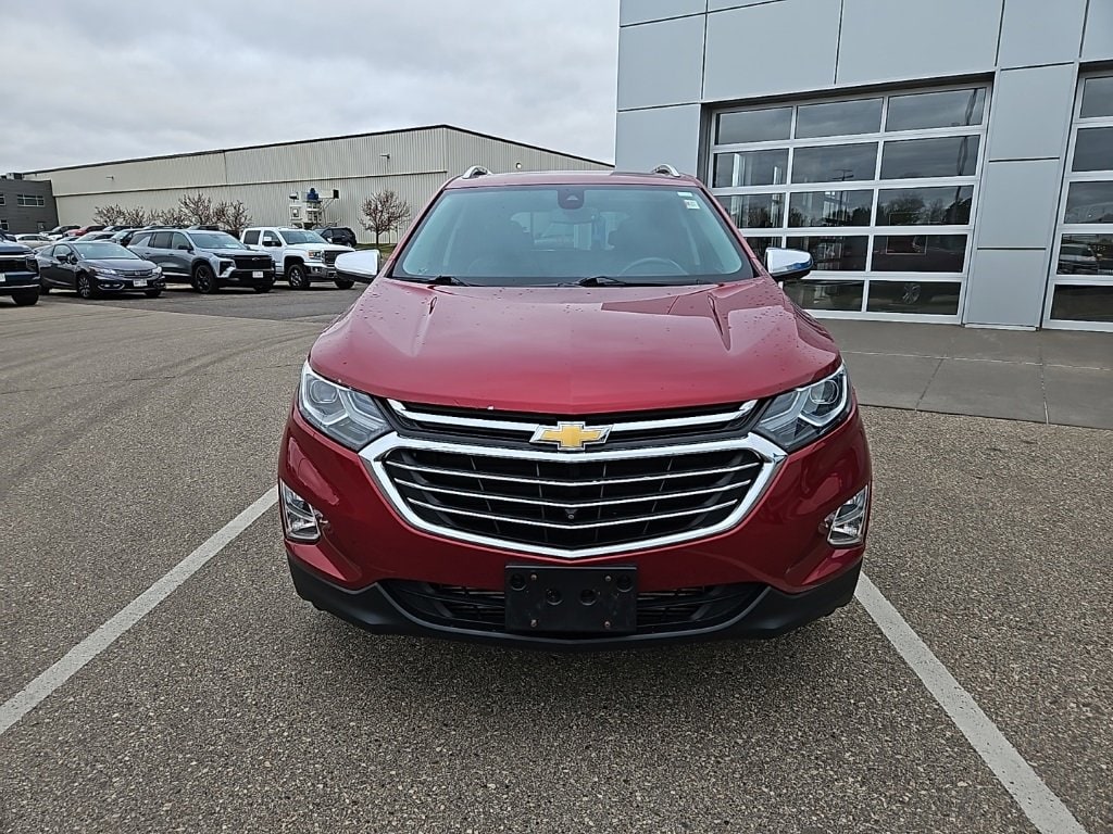 Used 2019 Chevrolet Equinox Premier with VIN 3GNAXXEVXKS526751 for sale in Osseo, WI
