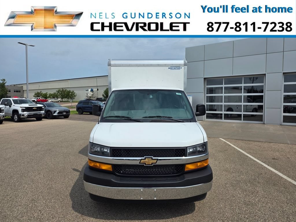 New 2026 Chevrolet Express Cutaway 3500 1WT Cutaway Van