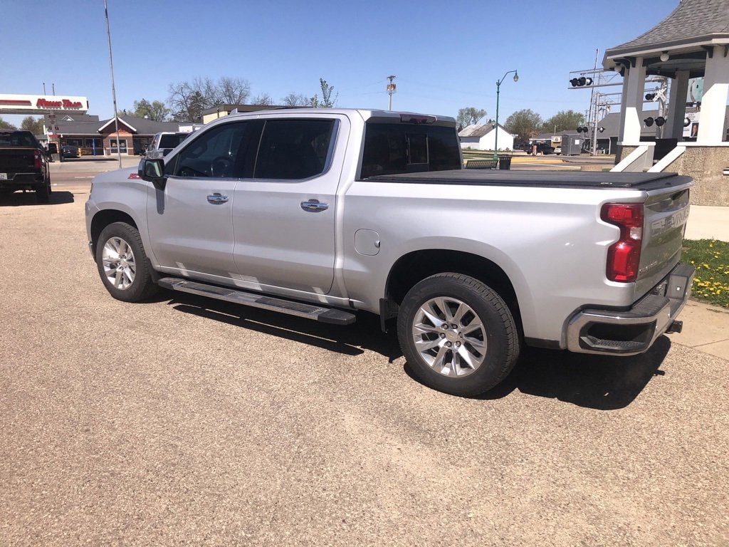 Used 2020 Chevrolet Silverado 1500 LTZ with VIN 1GCUYGED3LZ248550 for sale in Osseo, WI