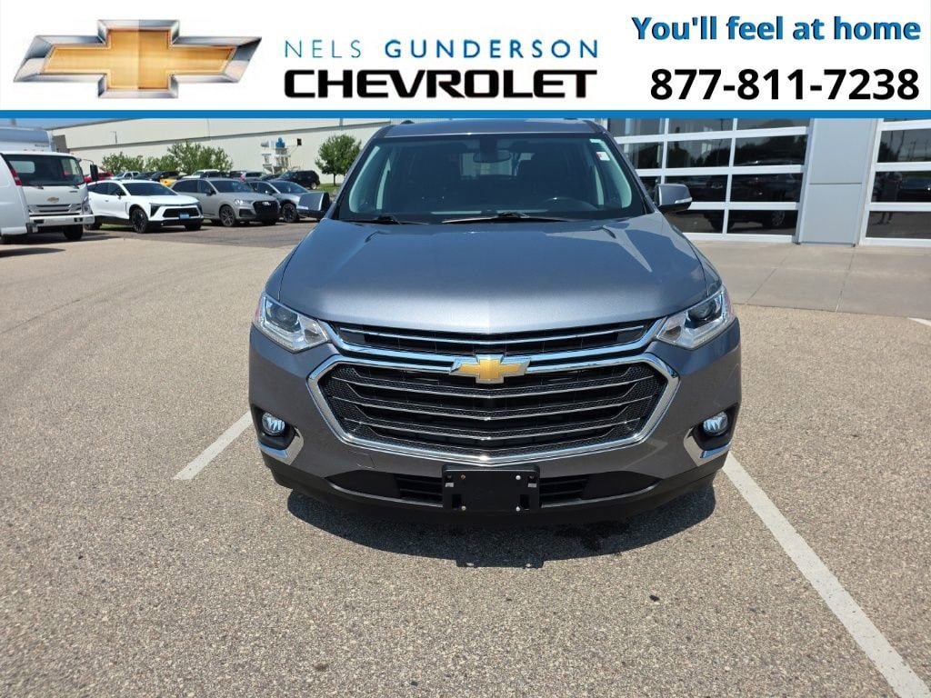 Used 2019 Chevrolet Traverse 1LT with VIN 1GNEVGKW6KJ180039 for sale in Osseo, WI