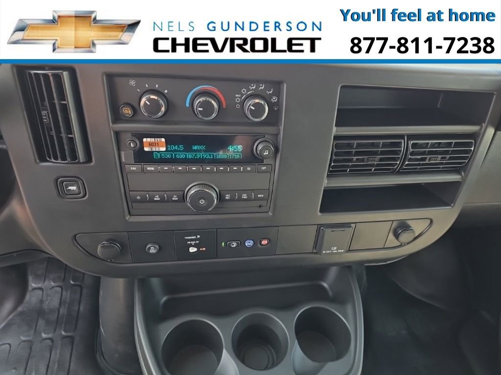 2025 Chevrolet Express Cargo Work Van - Photo 17