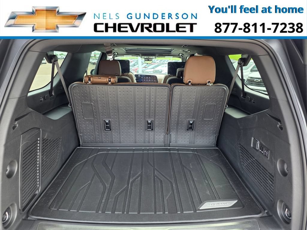 2026 Chevrolet Suburban High Country - Photo 10