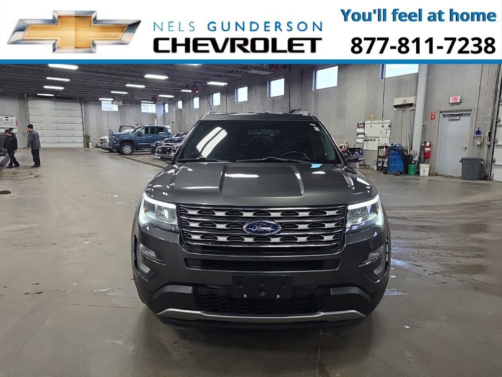 Used 2017 Ford Explorer XLT