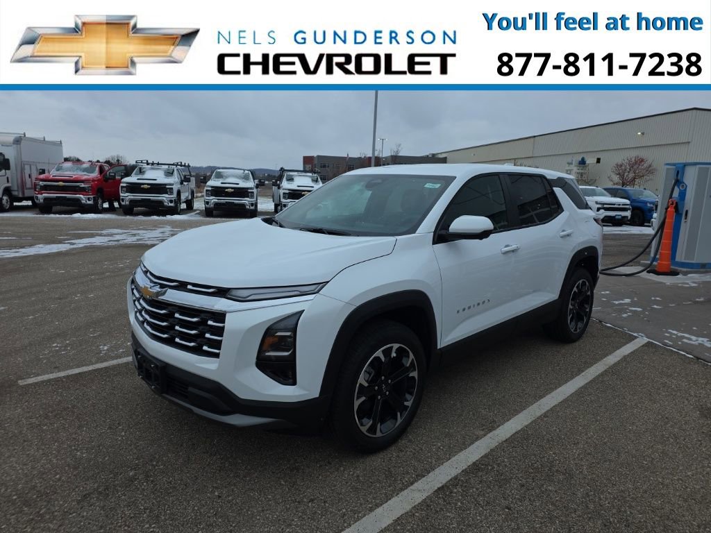 2026 Chevrolet Equinox LT photo 2