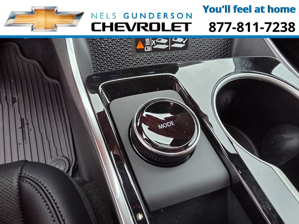 2027 Chevrolet Equinox LT - Photo 24