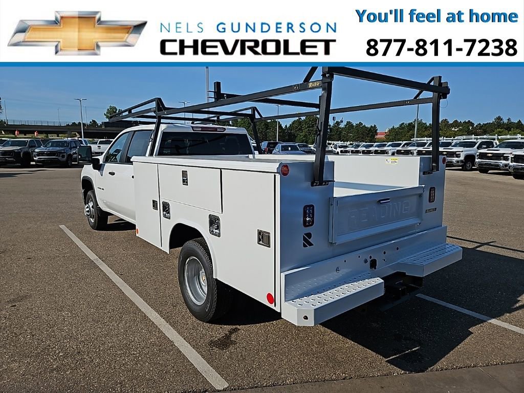 2024 Chevrolet Silverado 3500HD Work Truck photo 3
