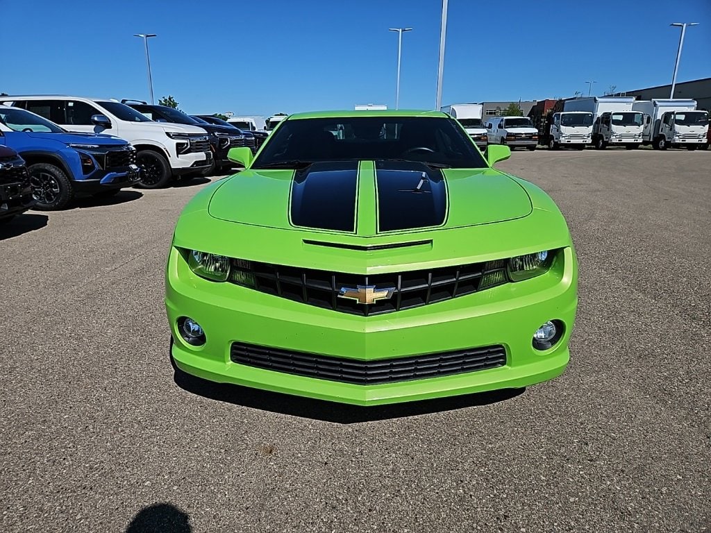 Used 2010 Chevrolet Camaro 2SS with VIN 2G1FK1EJ3A9108947 for sale in Osseo, WI
