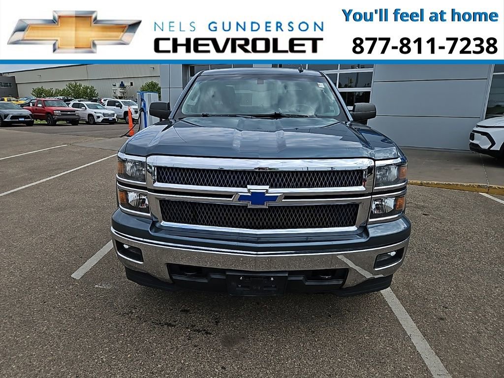 2014 Chevrolet Silverado 1500 LT photo 2