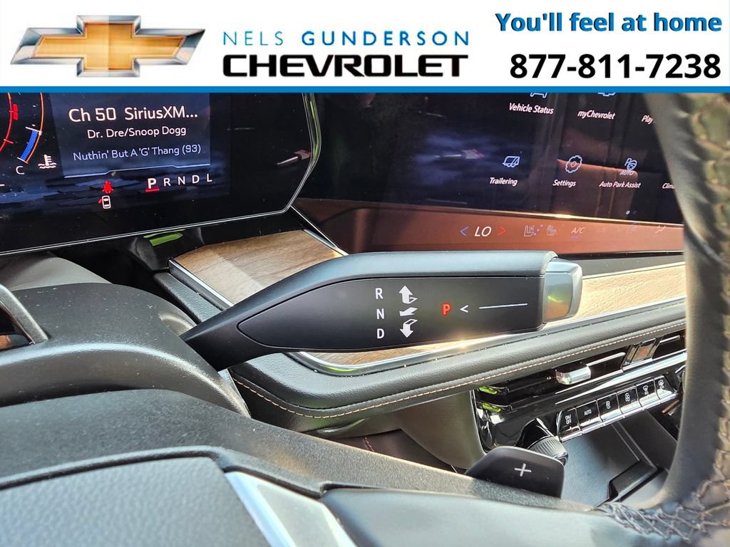2025 Chevrolet Suburban High Country - Photo 35