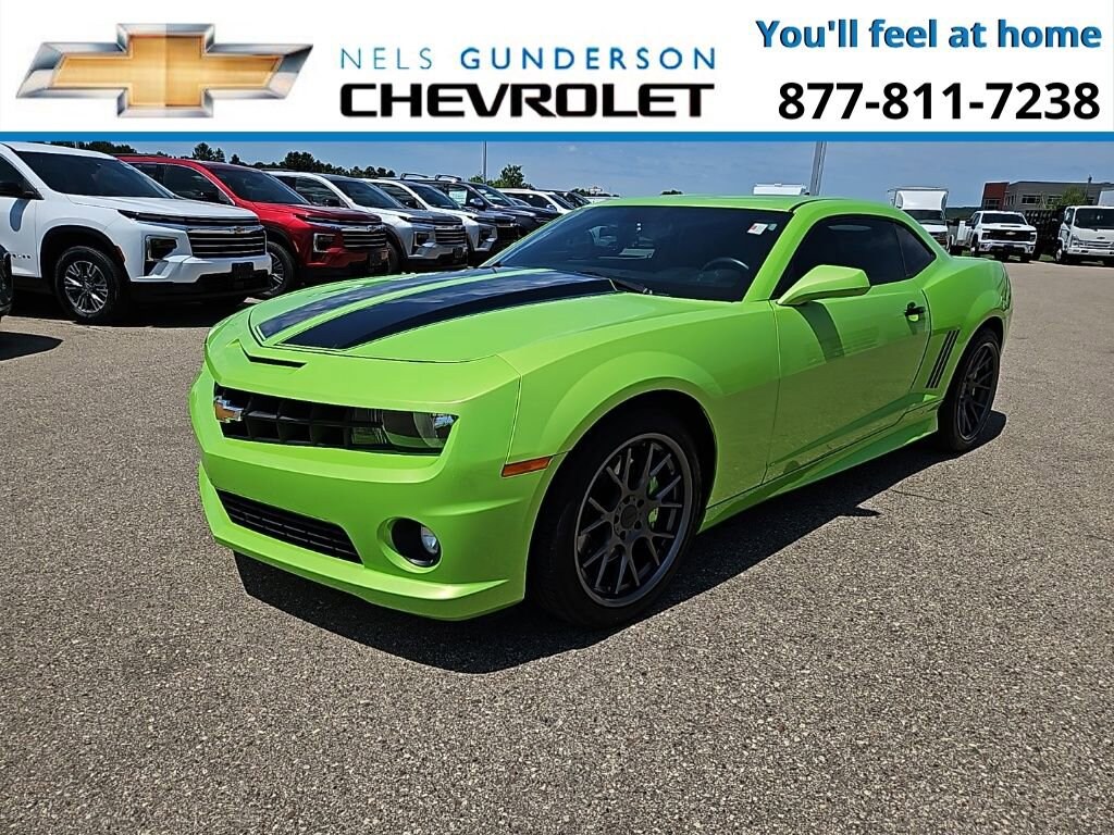 2010 Chevrolet Camaro 2SS photo 3