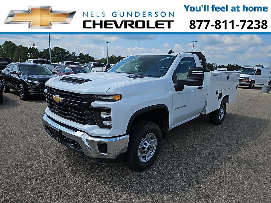 2024 Chevrolet Silverado 2500HD photo 2