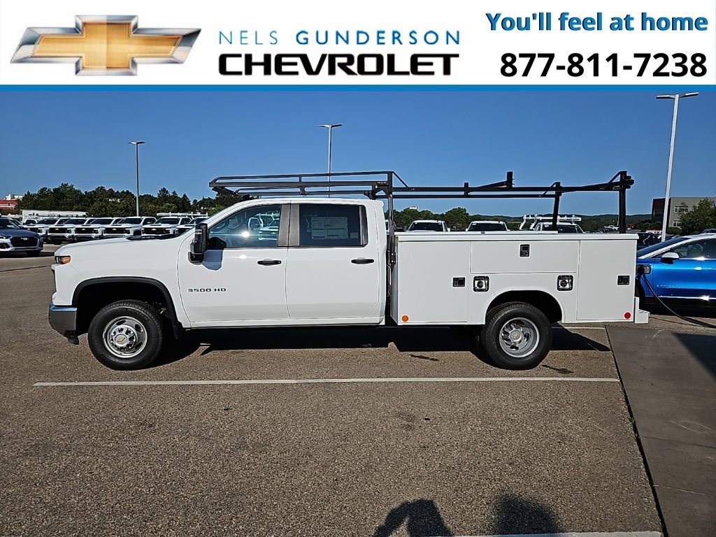 2024 Chevrolet Silverado 3500HD Work Truck photo 2