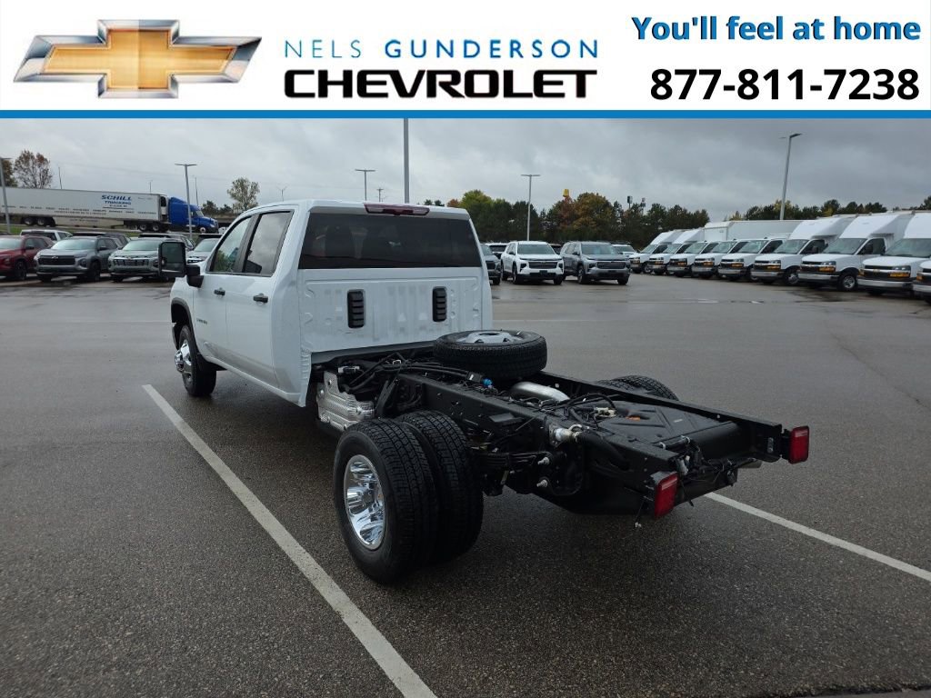 2026 Chevrolet Silverado 3500HD Work Truck photo 4