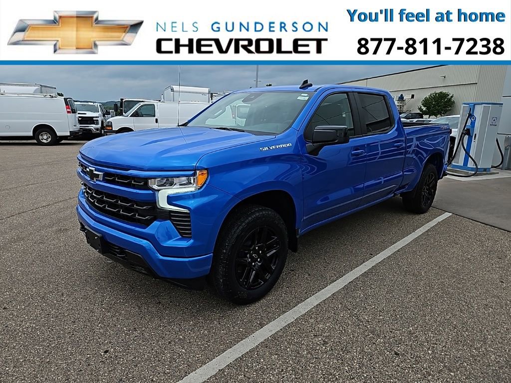 2026 Chevrolet Silverado 1500 RST photo 3