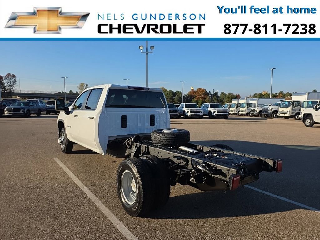 2026 Chevrolet Silverado 3500HD Work Truck photo 4