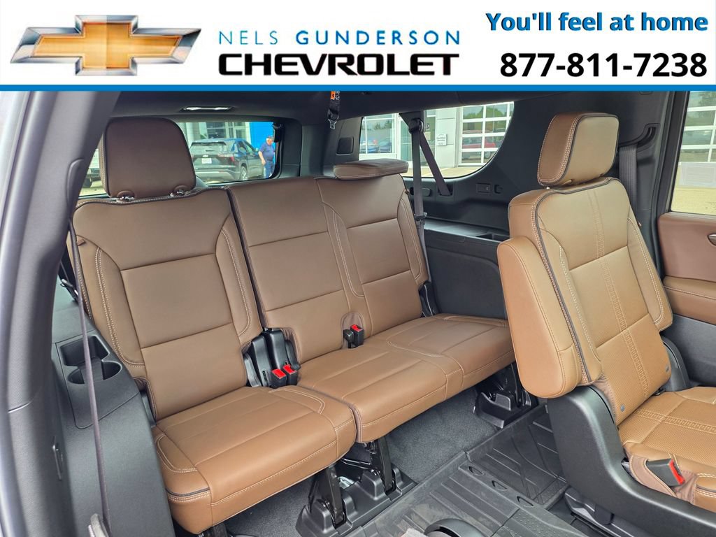 2026 Chevrolet Suburban High Country - Photo 15